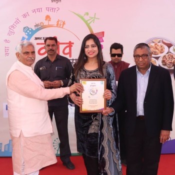 On International Women’s Day, Amar Ujala and the Pallavi-Tushar team honored exceptional women from various fields in Rohtak